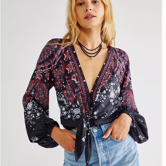 Free People Tops - Free People Run Free V-Neck Blouse In Navy Combo Size XS